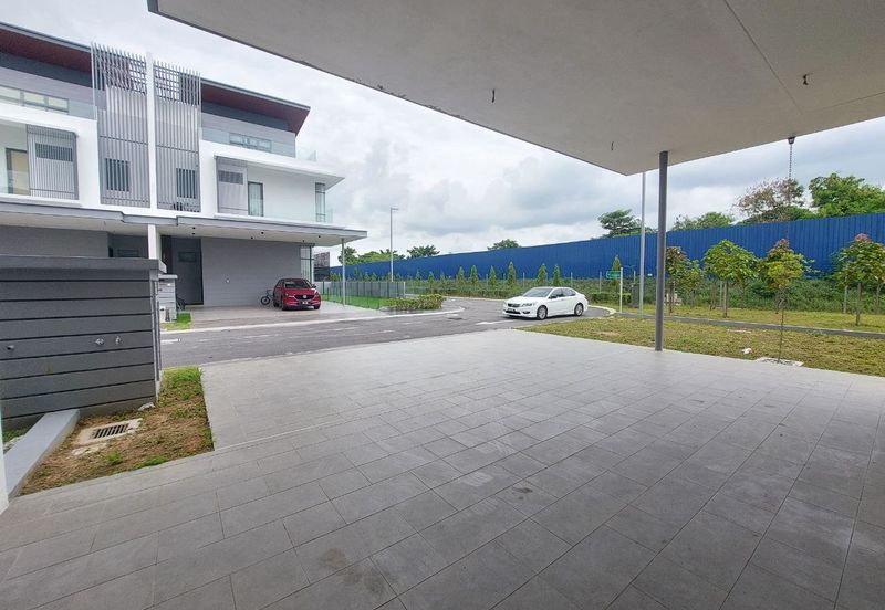 Broadleaf Residences, Hometree