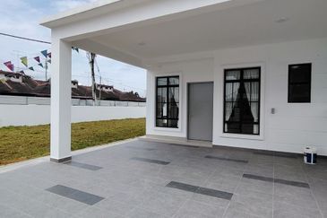 Ayer Hitam, Rumah Teres 1 Tingkat [BARU] Booking RM1K Shj