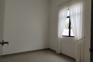 Ayer Hitam, Rumah Teres 1 Tingkat [BARU] Booking RM1K Shj