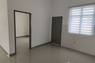 Ayer Hitam, Rumah Teres 1 Tingkat [BARU] Booking RM1K Shj