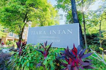 Kondominium Tiara Intan, Taman Bukit Indah