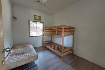 Tanah Pertanian Ada Akses Sesuai Utk Buat Kebun atau Glamping Site 