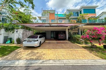 Bangi Lakehill Villas