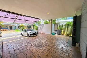 Bangi Lakehill Villas