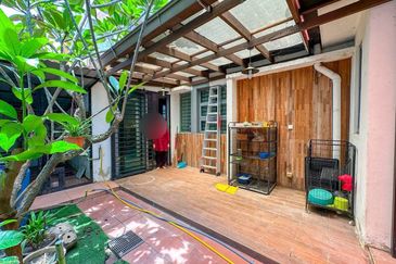 Bangi Lakehill Villas