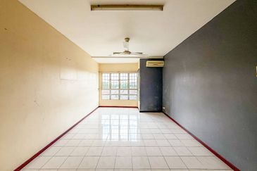 Kondominium Tiara Intan, Taman Bukit Indah