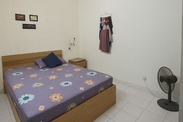 Taman Cahaya, Ampang