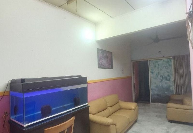 Taman Cahaya, Ampang