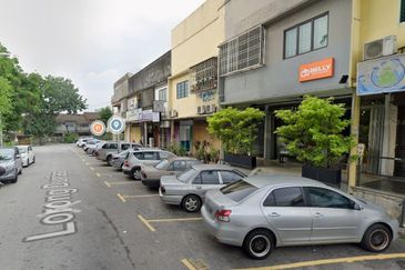 Ground Floor Shop @ Taman Yulek Cheras Available for Rent Now