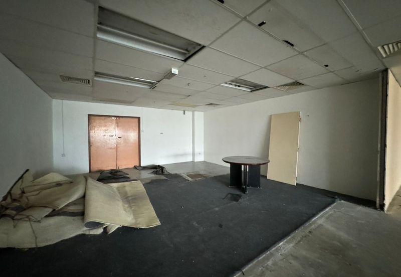 Office Cum Warehouse For Rent In PJ Seksyen 51A