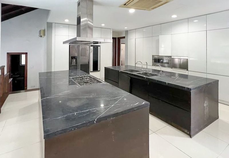 Seksyen 8, Kota Damansara