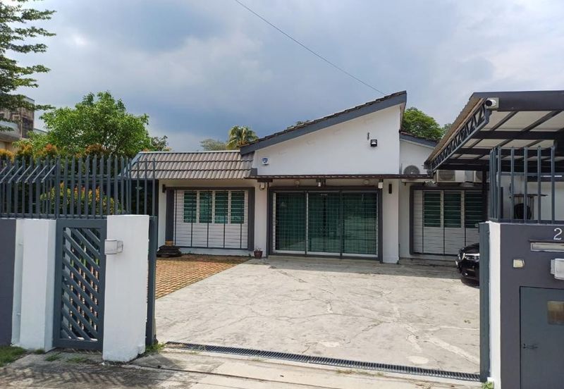 Seksyen 4, Petaling Jaya