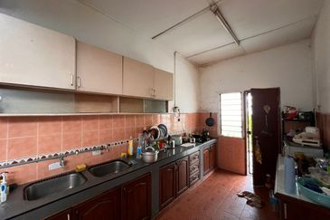 Paramount Garden (Taman Paramount)