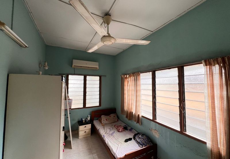 Paramount Garden (Taman Paramount)