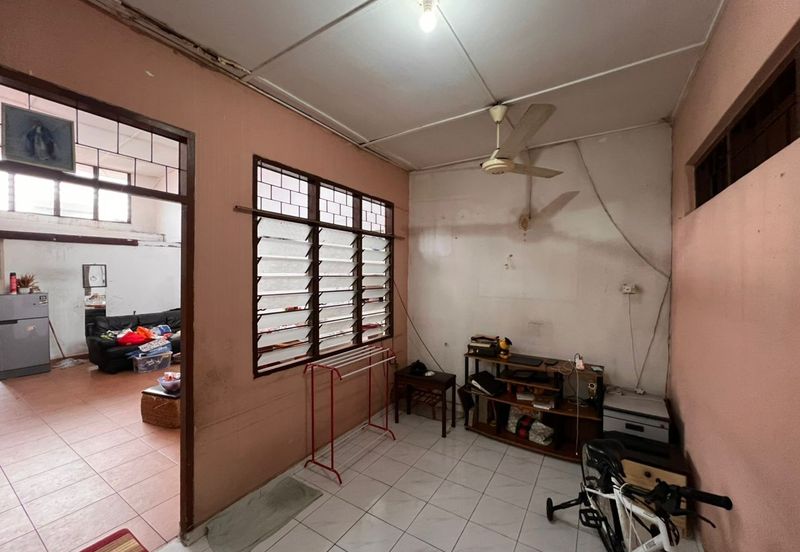 Paramount Garden (Taman Paramount)