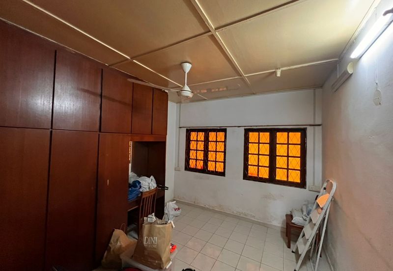 Paramount Garden (Taman Paramount)