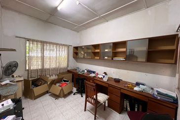 Paramount Garden (Taman Paramount)