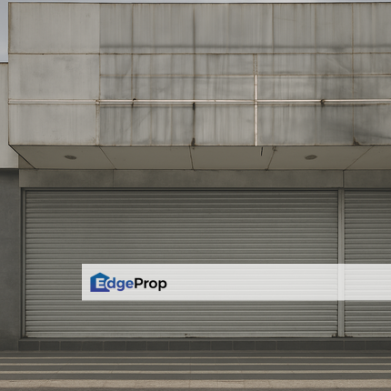 High Exposure Commercial Shop facing Federal Highway Petaling Jaya, Selangor, Petaling Jaya