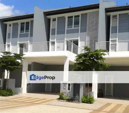 The Glades Superlink House in Putra Heights Subang Jaya Gated Guarded, Selangor, Putra Heights