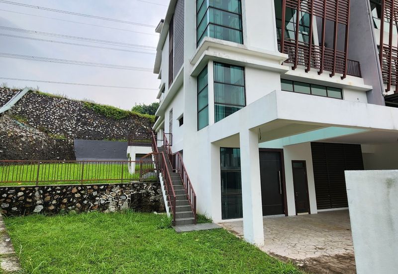 Kingsley Hills @ Putra Heights