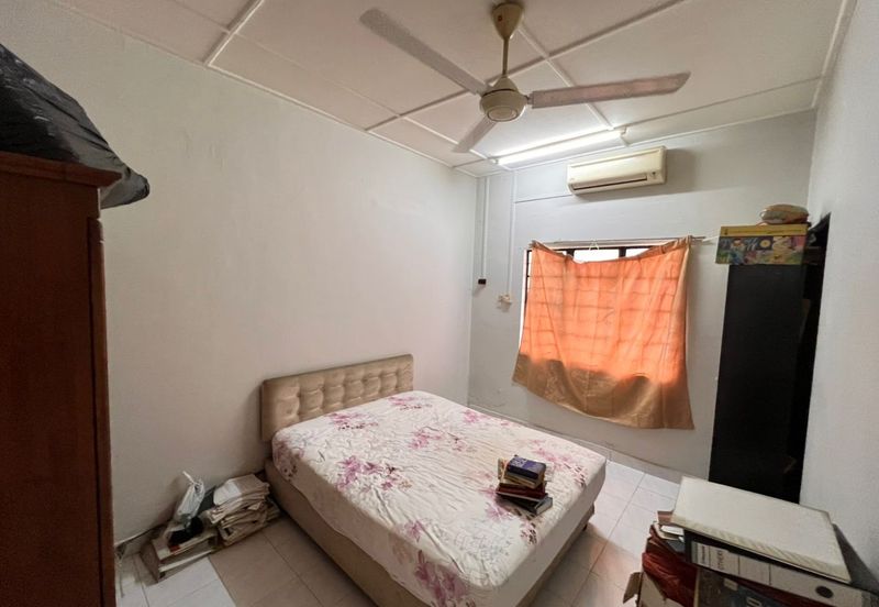 Seksyen 4, Petaling Jaya