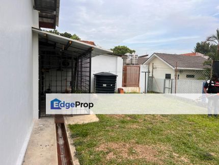 Single Storey Semi D Huge Land in Petaling Jaya Seksyen 4 For Rent, Selangor, Petaling Jaya