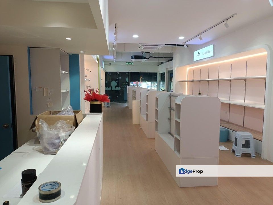 Taman Connaught Ground Floor Shop Facing Mainroad High Exposure Cheras, Kuala Lumpur, Cheras