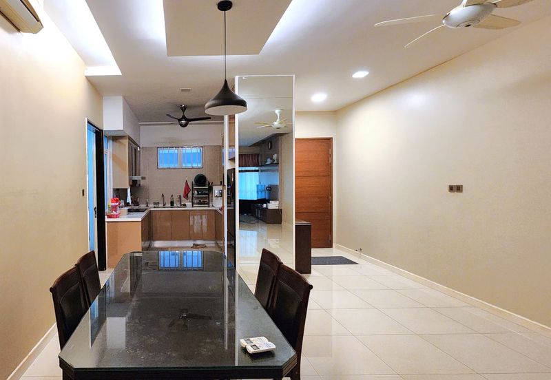 Amaya Saujana, Saujana Subang