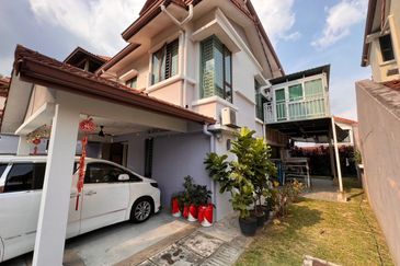Putra Residence