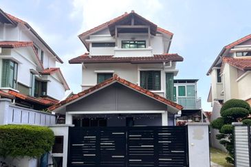 Putra Residence