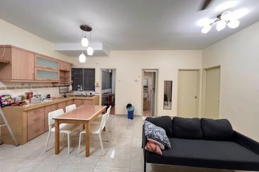 Bayu Puteri Apartment