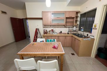 Bayu Puteri Apartment