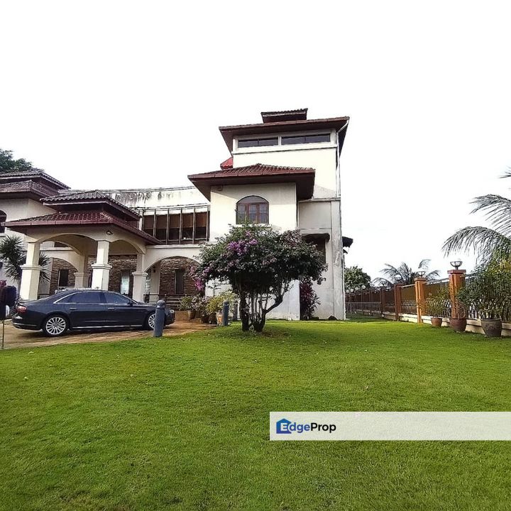 Bukit Gasing Jalan Gasing Petaling Jaya 3.5 Storey Freehold Huge Bungalow, Selangor, Petaling Jaya