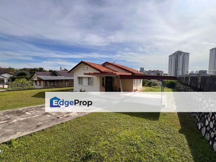 Section 12 Petaling Jaya Single Storey Bungalow Huge Land, Selangor, Petaling Jaya