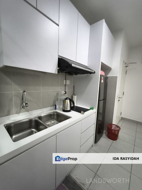 Harmoni Eco Majestic R M 1200 Fully Furnished Semenyih , Selangor, Semenyih