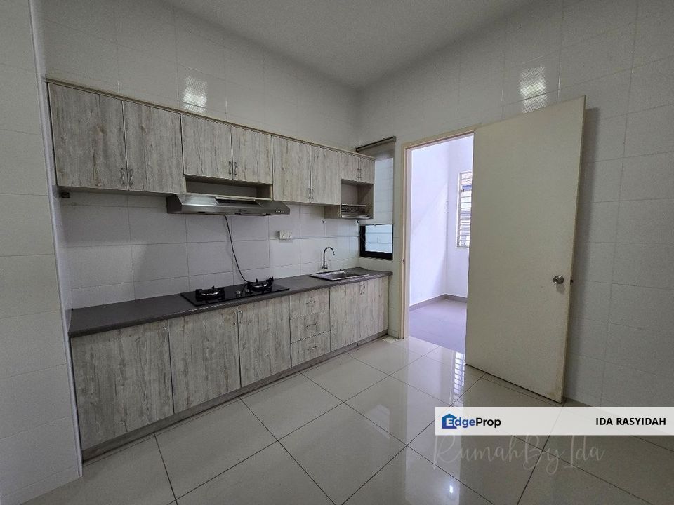 Cradleton Eco Majestic Semenyih Double Storey Renovated, Selangor, Semenyih