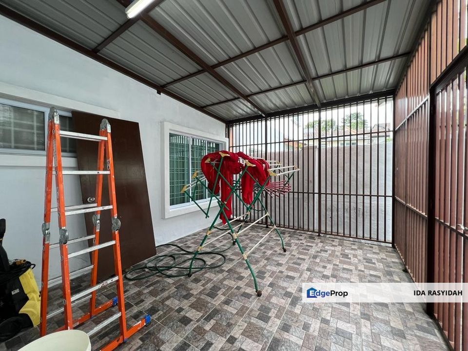 Bandar Tasik Kesuma Semi-D For Sale Extra Land Furnished , Selangor, Semenyih