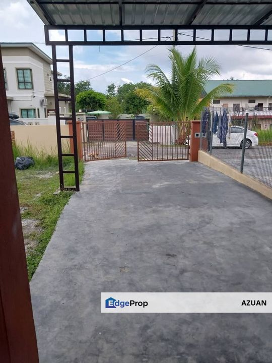 SINGLE STOREY SEMI-D SALAK TINGGI, SEPANG SELANGOR, Selangor, Sepang