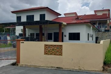 SINGLE STOREY SEMI-D SALAK TINGGI, SEPANG SELANGOR