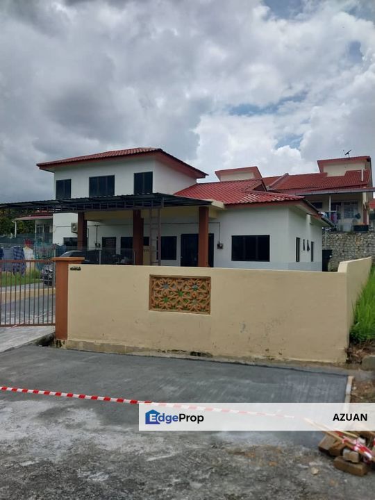 SINGLE STOREY SEMI-D SALAK TINGGI, SEPANG SELANGOR, Selangor, Sepang