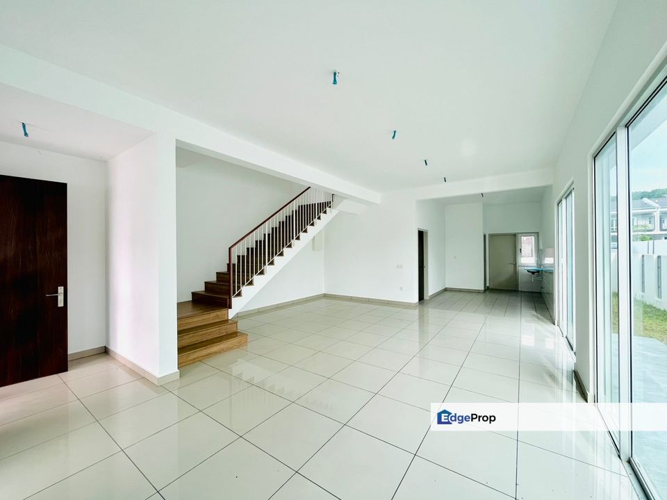 DOUBLE STOREY TERRACE HOUSE ADIVA@ SERENIA CITY SEPANG, Selangor, Sepang