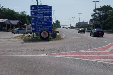 Bandar Baru Salak Tinggi