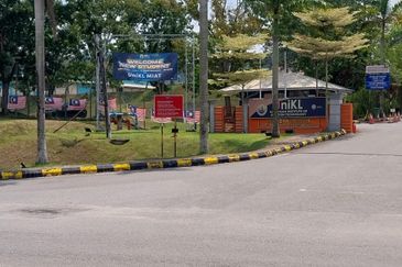 Bandar Baru Salak Tinggi