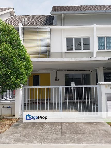 BELOW MARKET VALUE!!! 2 STOREY 96 RESIDENCE@ GREENWOODS TAMAN SALAK PERDANA, BANDAR BARU SALAK TINGGI, Selangor, Sepang