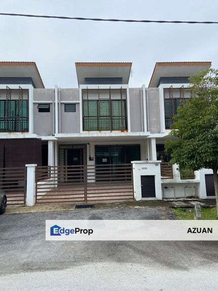 2 STOREY TERRACE SAUJANA KLIA, SEPANG, Selangor, Sepang