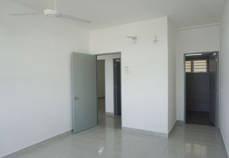 Apartment Saderi, Precinct 16