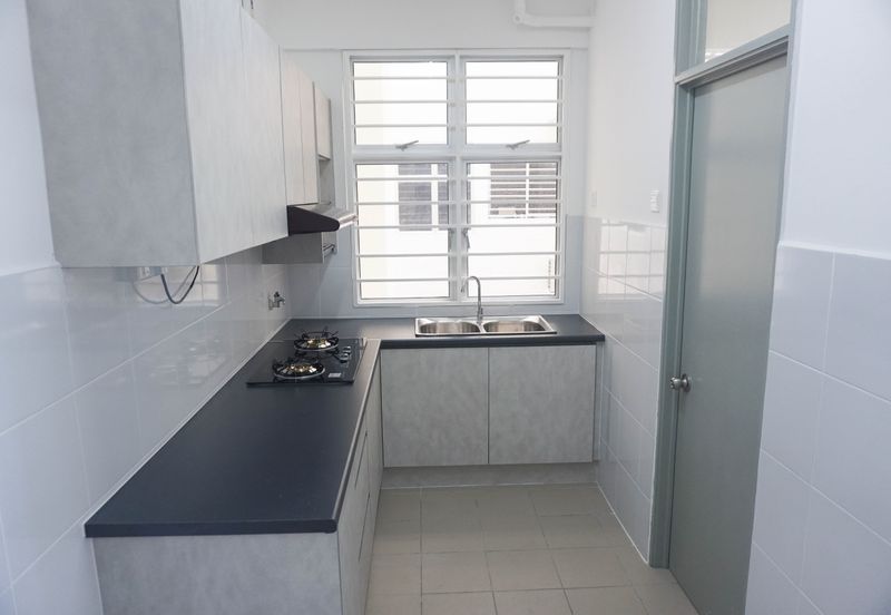 Apartment Saderi, Precinct 16