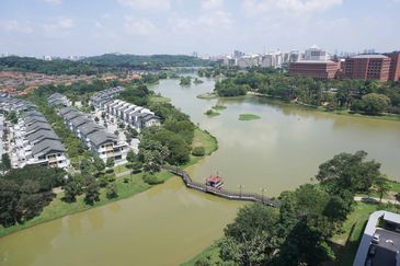 Apartment Saderi, Precinct 16