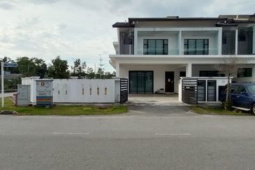 Taman Semarang Intan