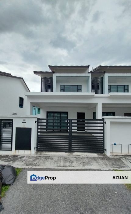 2 Storey Terrace (End Lot) Taman Semarang Intan, Dengkil , Selangor, Dengkil